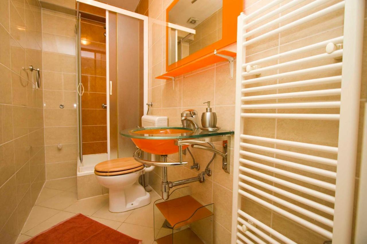 מאקרסקה Apartman Mia I Toni מראה חיצוני תמונה