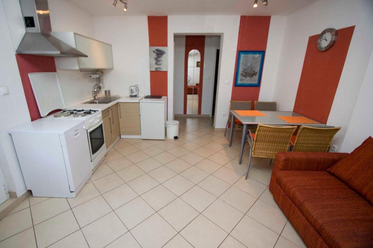 מאקרסקה Apartman Mia I Toni מראה חיצוני תמונה